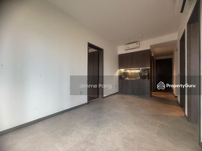 Prop-GPT: Condominium: D07  Midtown Modern