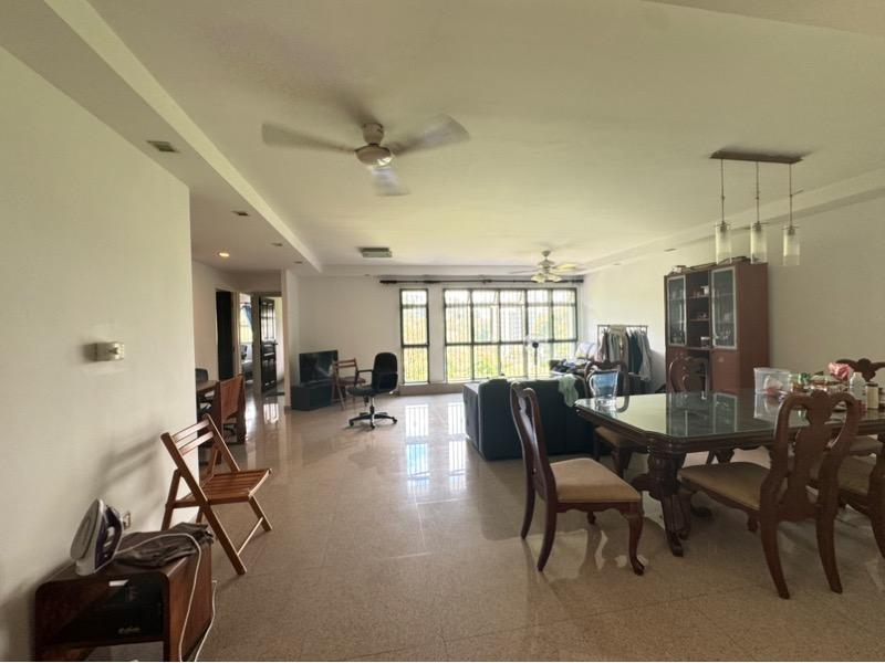 Prop-GPT: HDB Apartment: D23 Bukit Batok 392 Bukit Batok West Avenue 5
