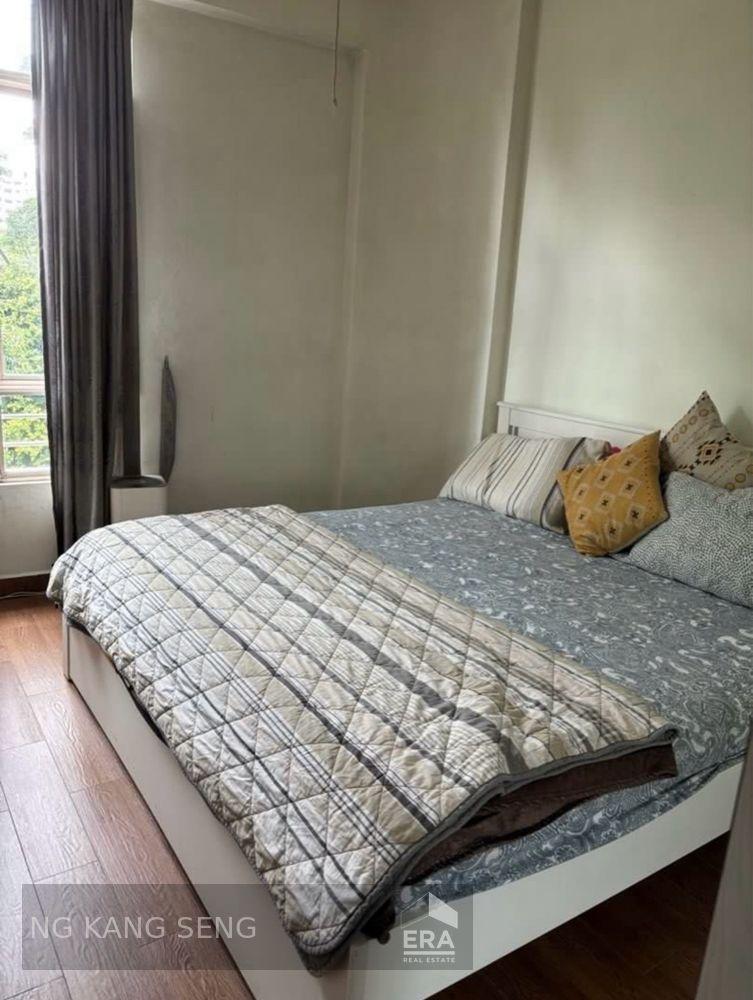 Condominium for Rent: 