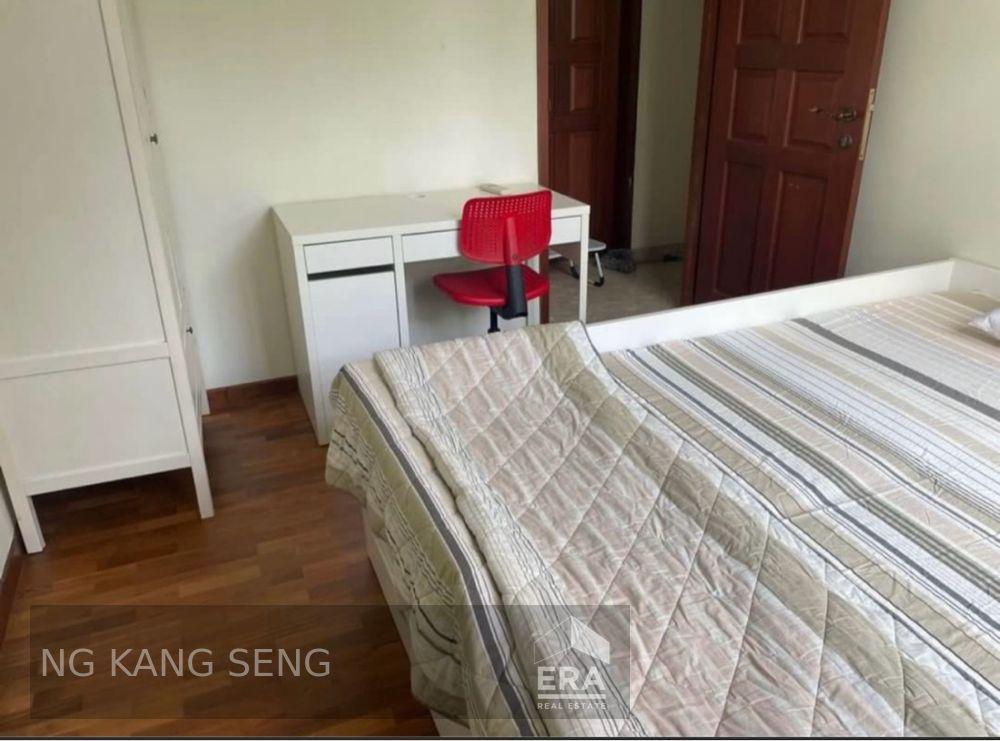 Condominium for Rent: 