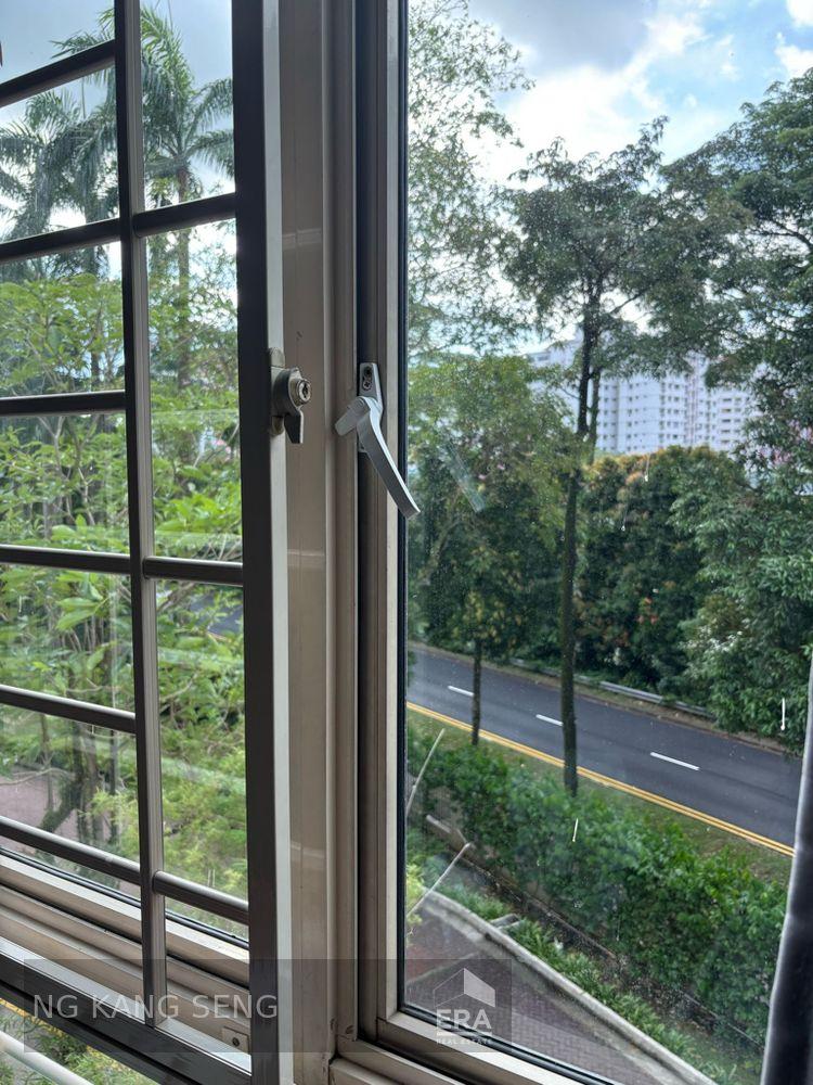 Condominium for Rent: 