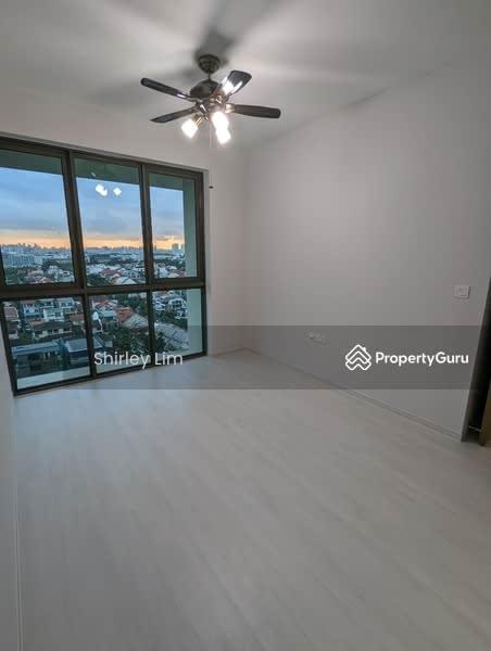 Executive Condominium for Rent, The Topiary, SGD 4,800 | 99-year lease