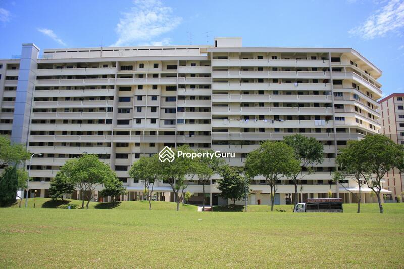 HDB Flat for Rent, 148 Yishun Street 11, SGD 3,100 | 99-year lease