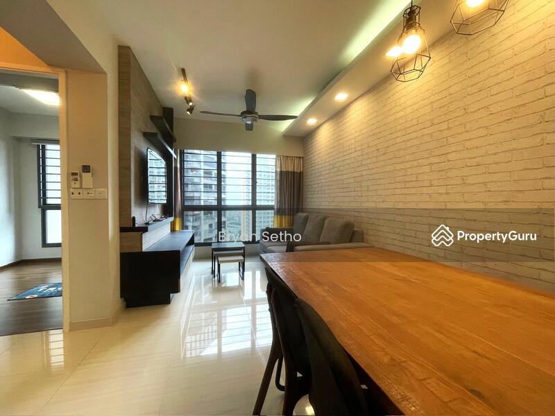 Prop-GPT: HDB Flat: D05  311C Clementi Avenue 4