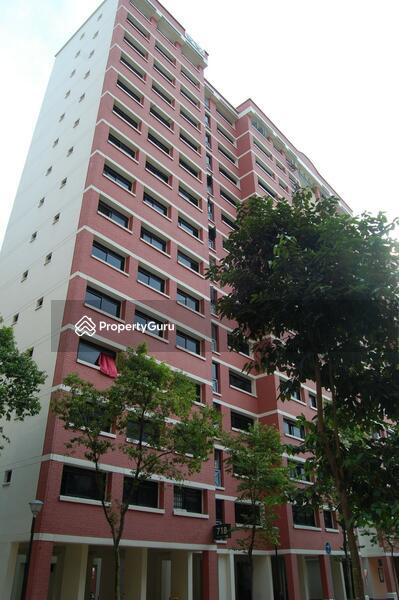 HDB Flat for Rent, 718 Tampines Street 72, SGD 900 | 99-year lease