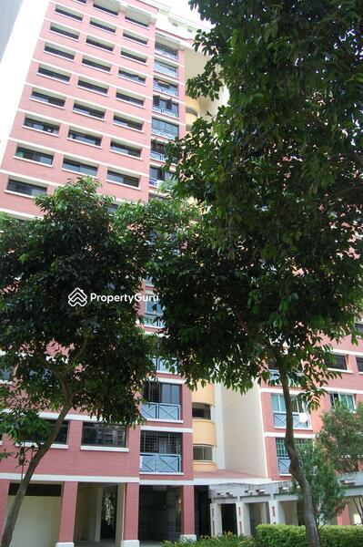 HDB Flat for Rent, 718 Tampines Street 72, SGD 900 | 99-year lease