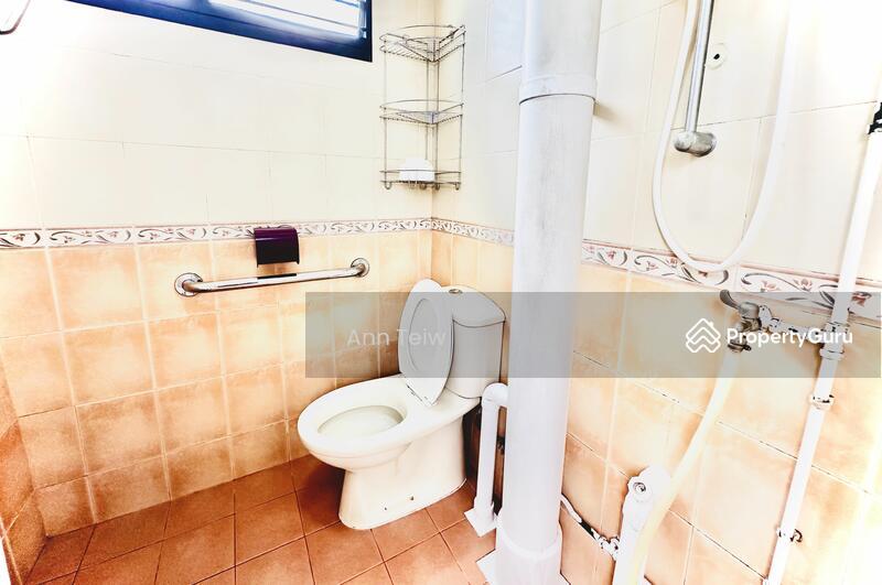 HDB Flat for Rent: D05, 120305