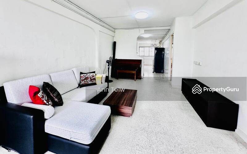 HDB Flat for Rent: D05, 120305