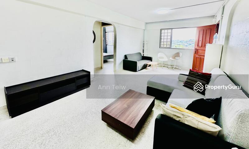HDB Flat for Rent: D05, 120305