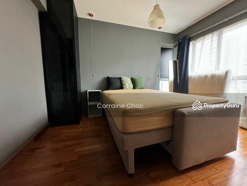Prop-GPT: HDB Flat: D19 Punggol 677A Punggol Drive