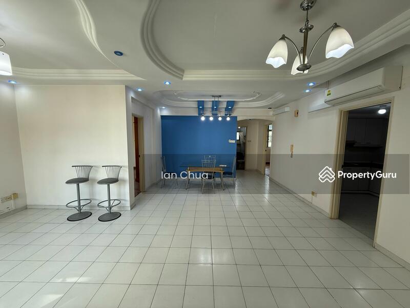 Condominium for Rent: D17, 509730