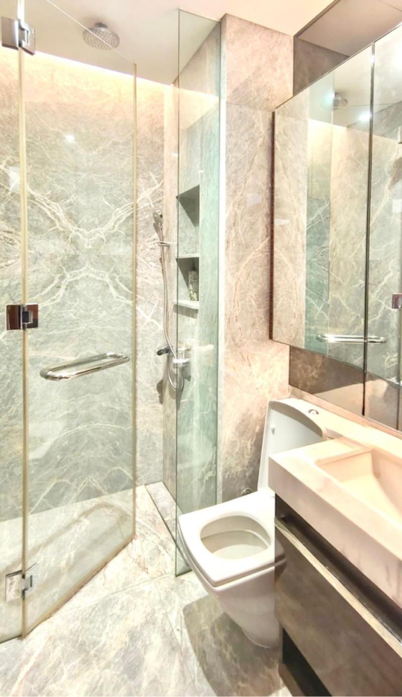 Condominium for Rent, The Orchard Residences Condominium For Rent, $20,500, 3 Bed 4 Bath 2,174 sqft $9.43 psf, SGD 20,500 | 99-year Leasehold