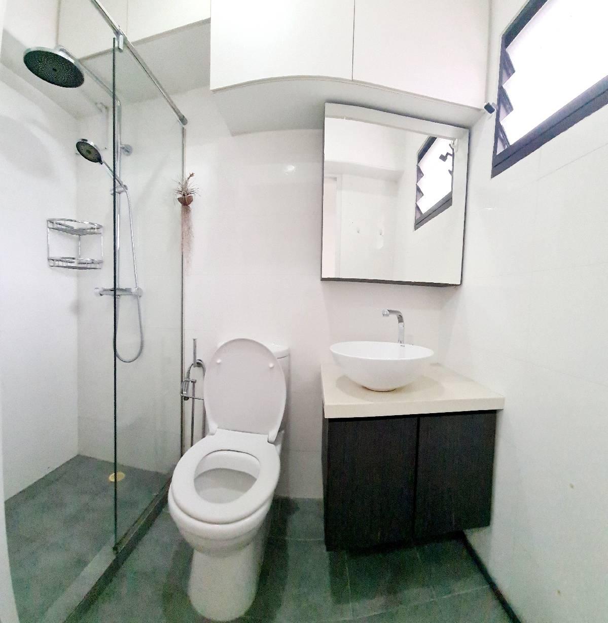 HDB Apartment for Rent, 11 Cantonment Close HDB Apartment For Rent, $3,680, 2 Bed 2 Bath 807 sqft $4.56 psf, SGD 3,680 | 99-year Leasehold