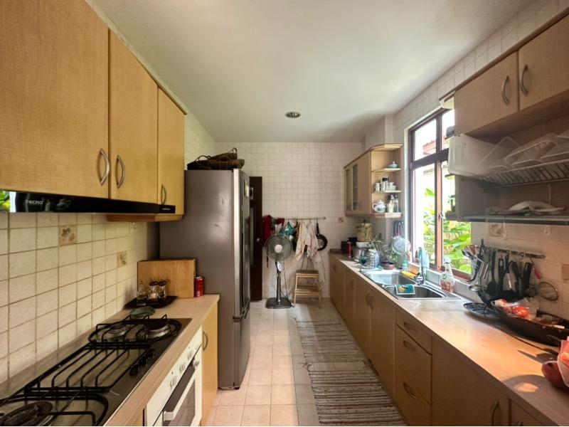 Semi-Detached for Rent: D23