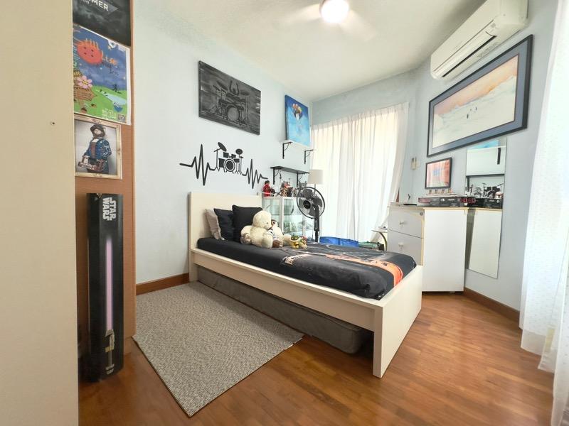 Semi-Detached for Rent: D23