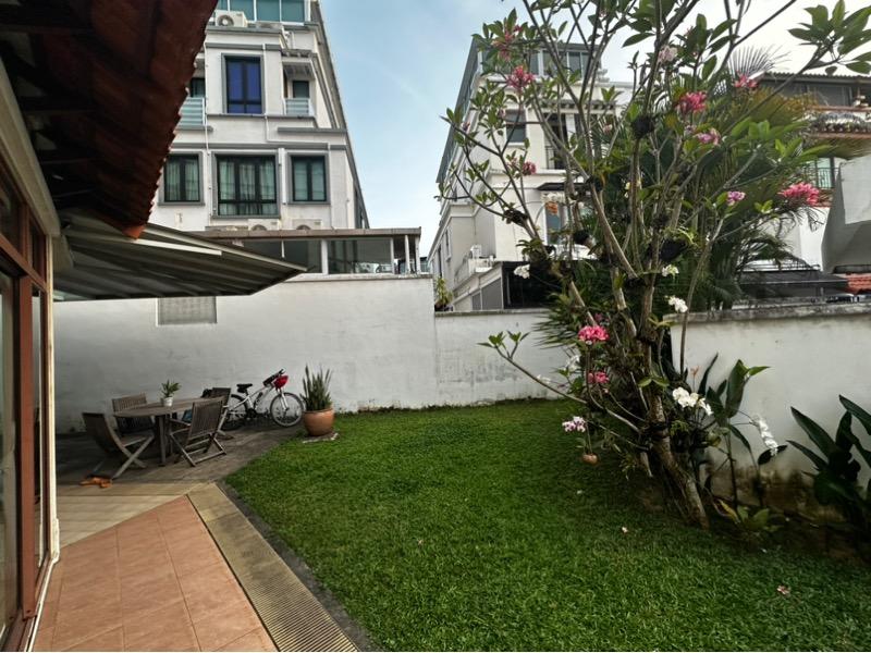 Semi-Detached for Rent: D23