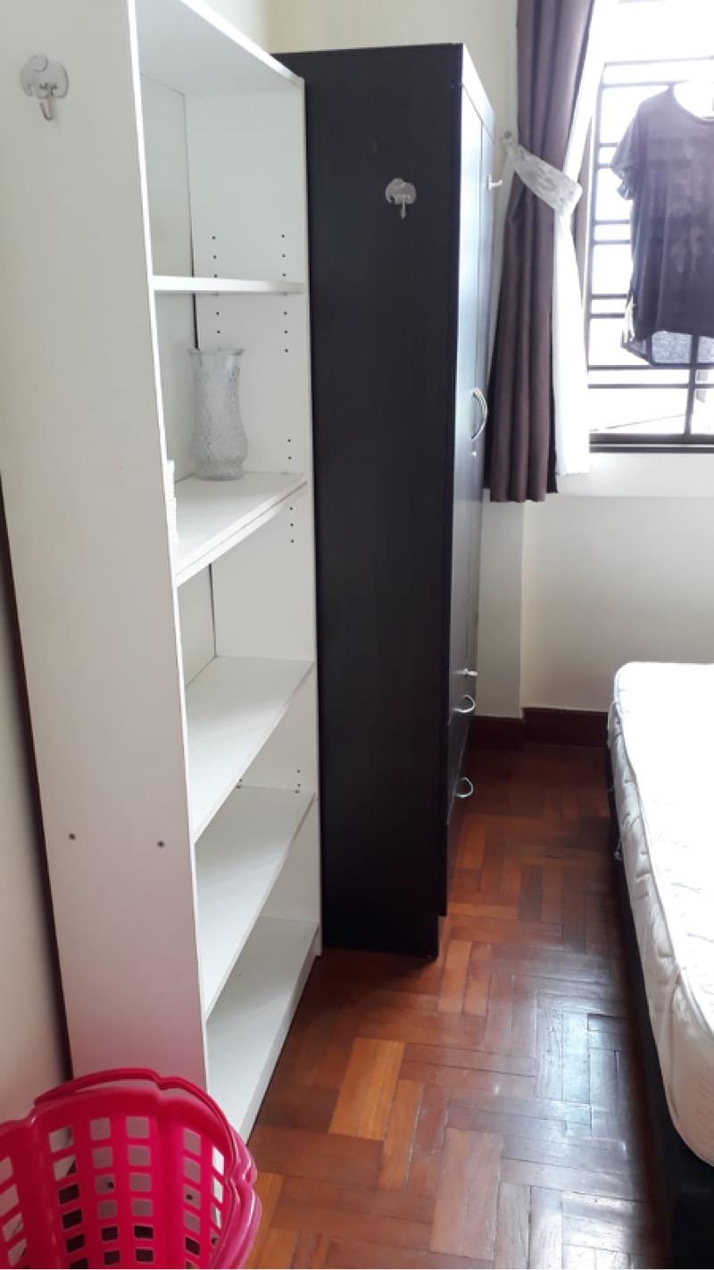 Condominium for Rent, Parc Oasis Condominium Room Rental, $1,500, 1 Bed 1 Bath 120 sqft $12.50 psf, SGD 1,500
