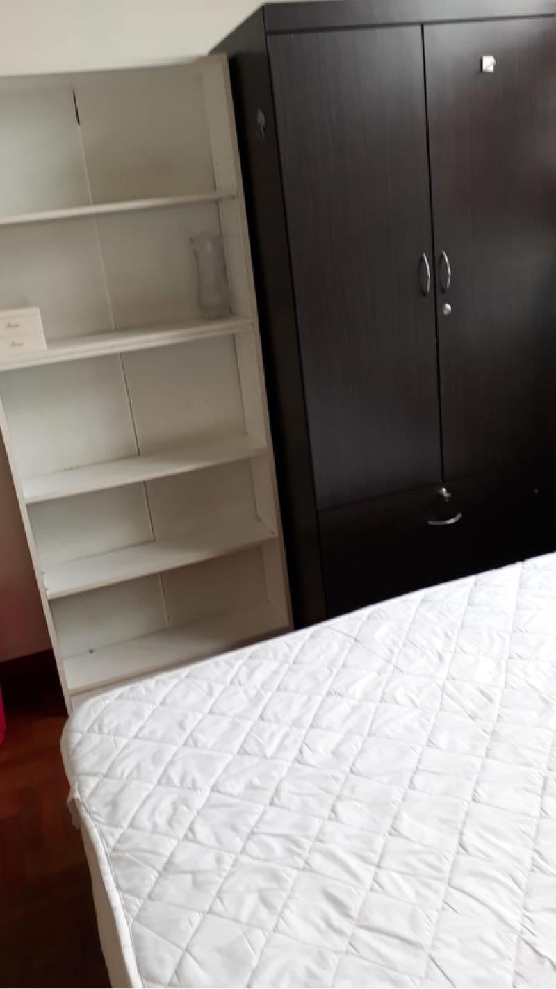 Condominium for Rent, Parc Oasis Condominium Room Rental, $1,500, 1 Bed 1 Bath 120 sqft $12.50 psf, SGD 1,500