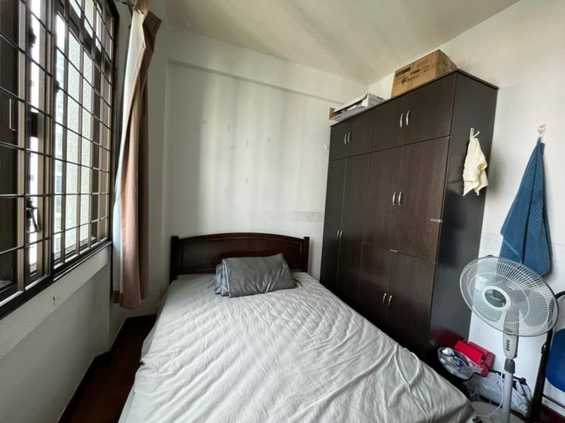 Condominium for Rent, Parc Oasis Condominium Room Rental, $1,300, 1 Bed 1 Bath 120 sqft $10.83 psf, SGD 1,300