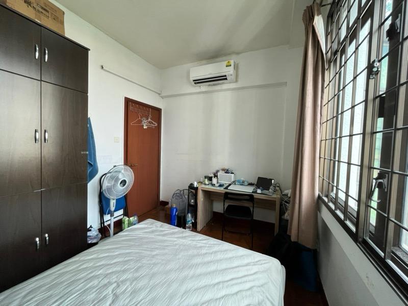 Condominium for Rent, Parc Oasis Condominium Room Rental, $1,300, 1 Bed 1 Bath 120 sqft $10.83 psf, SGD 1,300