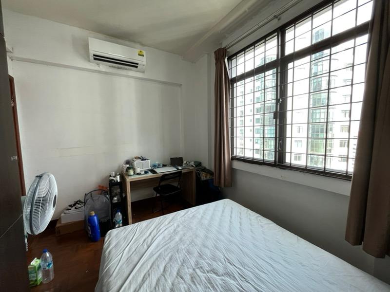 Condominium for Rent, Parc Oasis Condominium Room Rental, $1,300, 1 Bed 1 Bath 120 sqft $10.83 psf, SGD 1,300