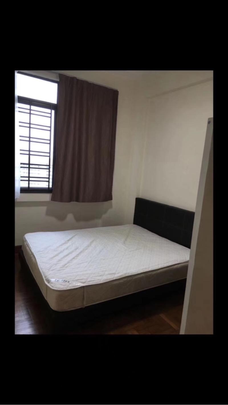 Condominium for Rent, Parc Oasis Condominium Room Rental, $1,300, 1 Bed 1 Bath 120 sqft $10.83 psf, SGD 1,300