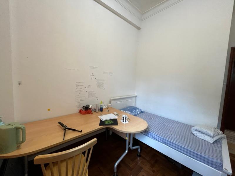 Condominium for Rent, Parc Oasis Condominium Room Rental, $1,100, 1 Bed 1 Bath 100 sqft $11.00 psf, SGD 1,100