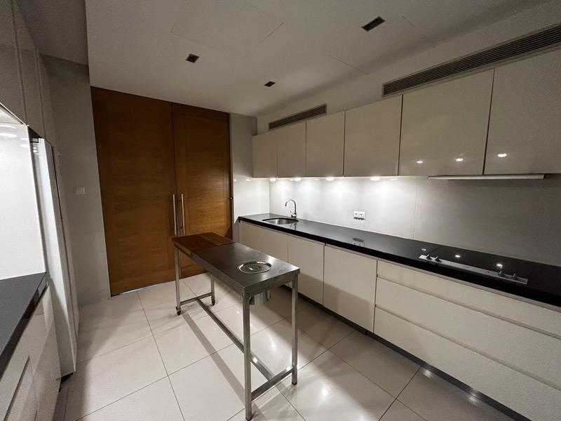 Condominium for Rent, Grange Residences Condominium For Rent, $21,000, 4 Bed 4 Bath 2,853 sqft $7.36 psf, SGD 21,000 | Freehold