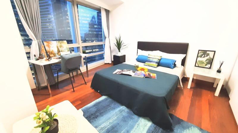 Prop-GPT: Apartment: D01 Marina The Sail @ Marina Bay