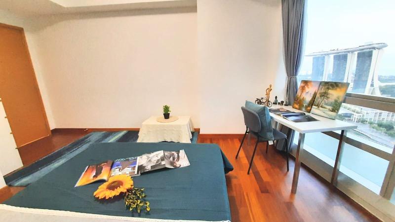 Apartment for Rent, The Sail @ Marina Bay Apartment Room Rental, $2,400, 1 Bed 1 Bath 160 sqft $15.00 psf, SGD 2,400 | 99-year Leasehold