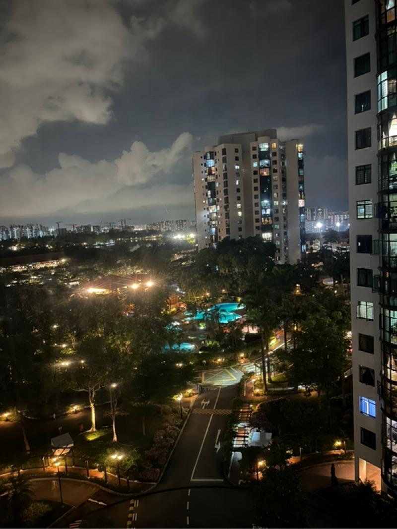 Condominium for Rent, Parc Oasis Condominium Room Rental, $1,300, 1 Bed 1 Bath 90 sqft $14.44 psf, SGD 1,300