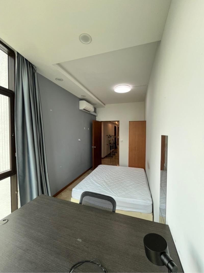 Condominium for Rent, Parc Oasis Condominium Room Rental, $1,000, 1 Bed 1 Bath 90 sqft $11.11 psf, SGD 1,000