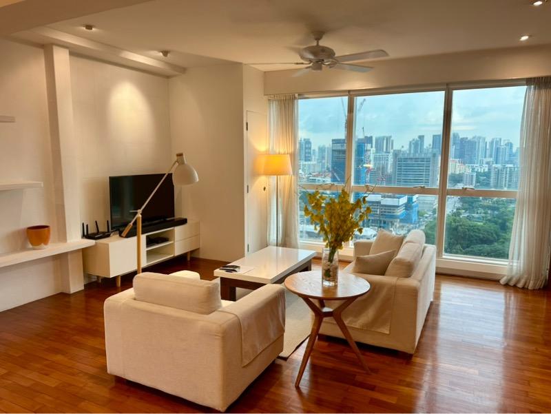 Prop-GPT: Apartment: D06  High Street Centre