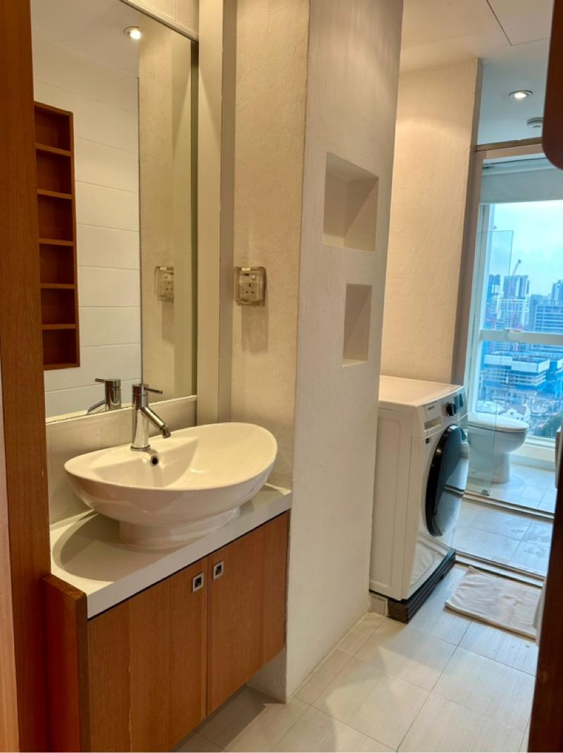 Apartment for Rent, High Street Centre Apartment For Rent, $8,000, 2 Bed 2 Bath 1,032 sqft $7.75 psf, SGD 8,000 | 99-year Leasehold