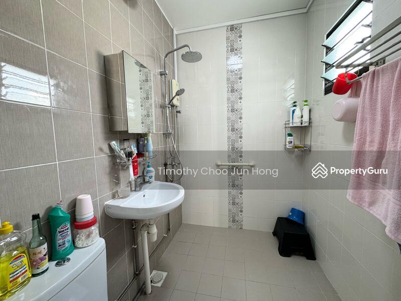 HDB Flat for Rent, 293 Tampines Street 22, SGD 1,300 | 99-year lease