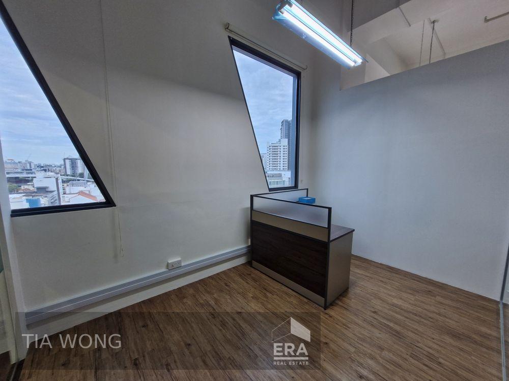 Prop-GPT: Light Industry:   Kallang Avenue Ct Hub For Rent