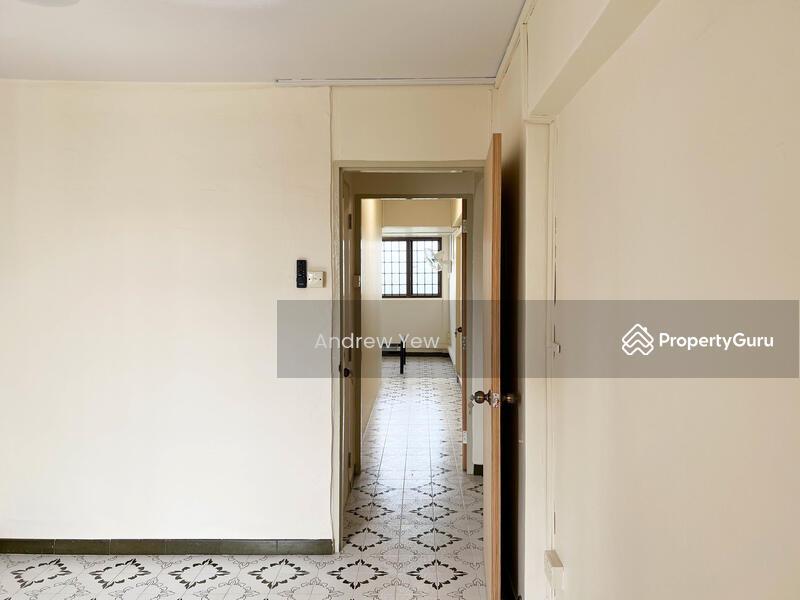 HDB Flat for Rent, 339 Clementi Avenue 5, SGD 3,500 | 99-year lease