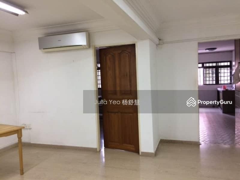Prop-GPT: HDB Flat: D23 Bukit Batok 217 Bukit Batok Street 21