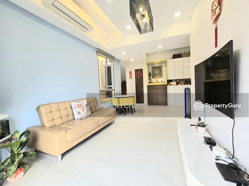 Prop-GPT: Condominium: D05  The Foliage