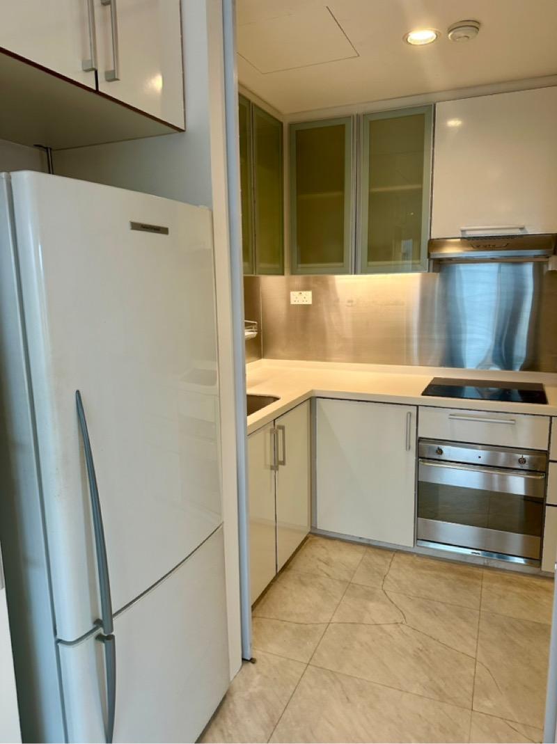 Apartment for Rent, High Street Centre Apartment For Rent, $8,000, 2 Bed 2 Bath 1,012 sqft $7.91 psf, SGD 8,000 | 99-year Leasehold