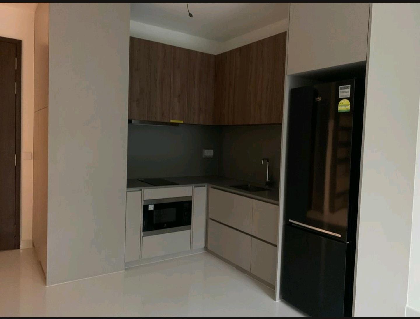 Condominium for Rent, Parksuites, SGD 5,000 | 110-year lease
