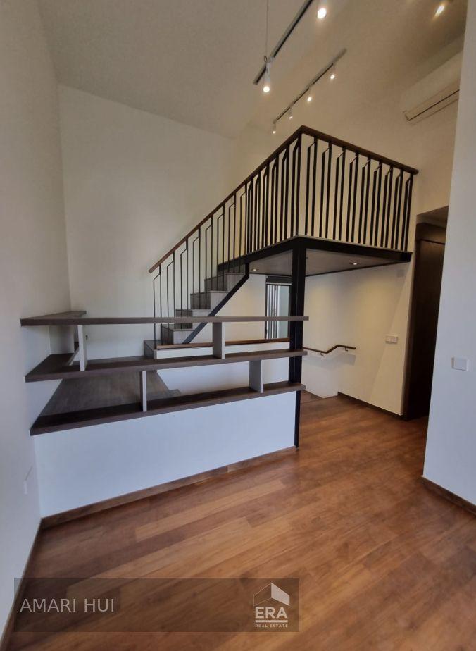 Prop-GPT: Condominium:   Holland Grove Road Parksuites For Rent