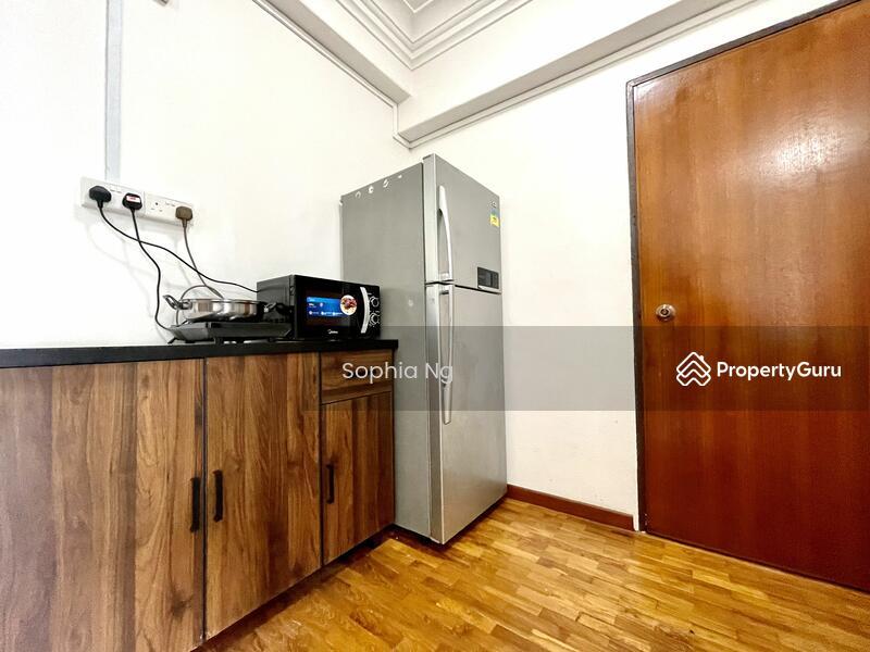Apartment for Rent, Ava Towers, SGD 1,800 | Freehold