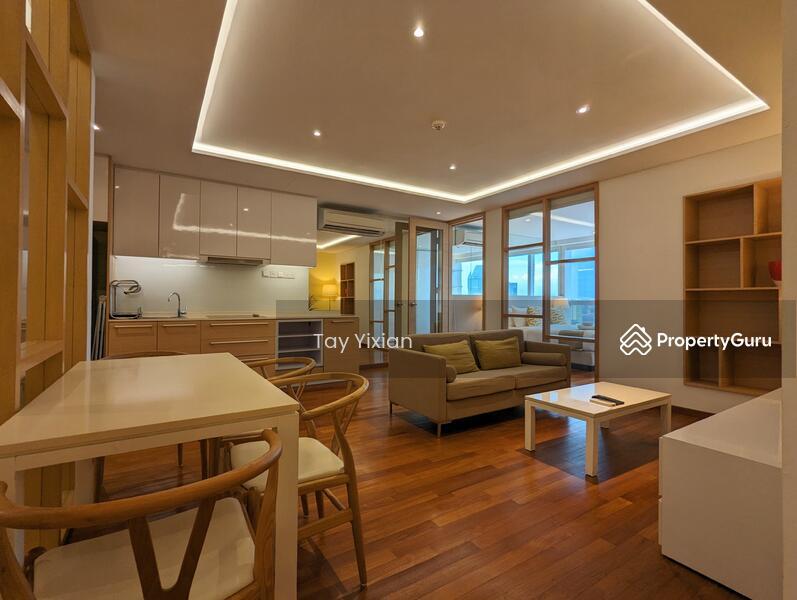 Prop-GPT: Apartment: D06  High Street Centre