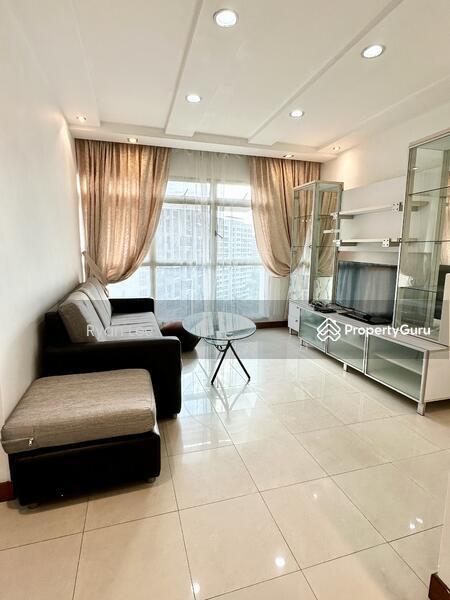 Prop-GPT: HDB Flat: D19 Punggol 296 Punggol Central