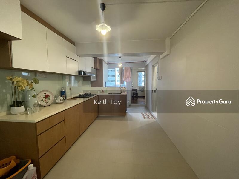 HDB Flat for Rent, 32 Marine Crescent, SGD 3,888 | 99-year lease