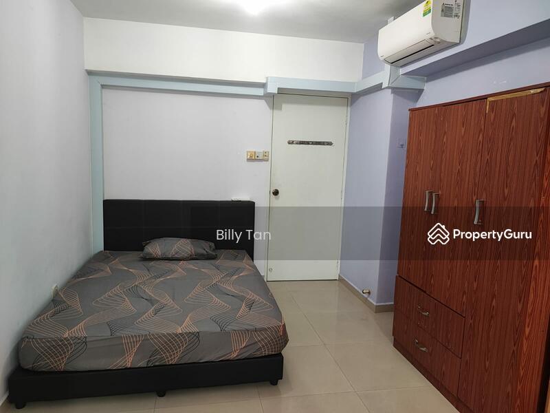 Prop-GPT: HDB Flat: D22 Boon Lay 275B Jurong West Street 25