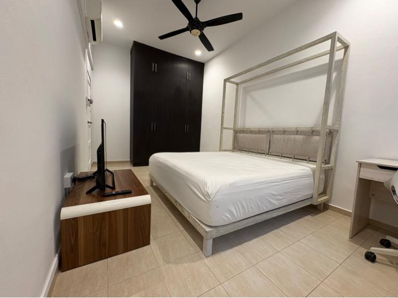 SERANGOON GARDEN ESTATE Terraced House For Rent, $6,500, 3 Bed 1 Bath 2,000 sqft $3.01 psf