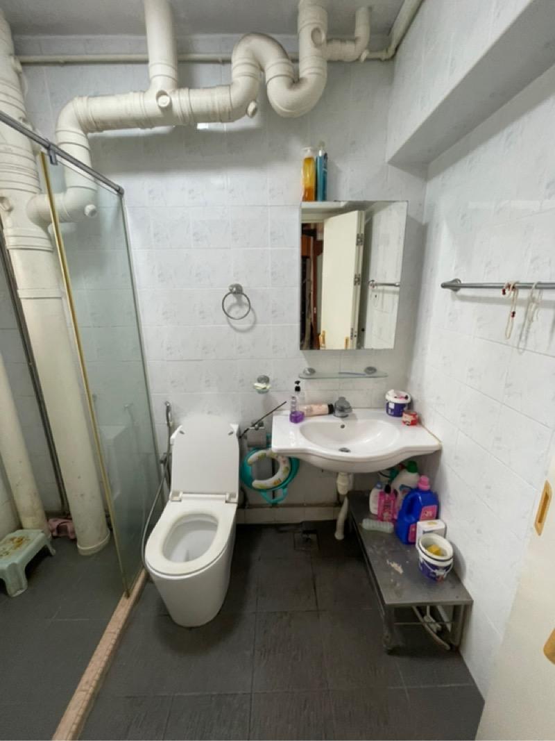 HDB Apartment for Rent, 122A Sengkang East Way HDB Apartment For Rent, $3,200, 3 Bed 2 Bath 1,302 sqft $2.46 psf, SGD 3,200 | 99-year Leasehold