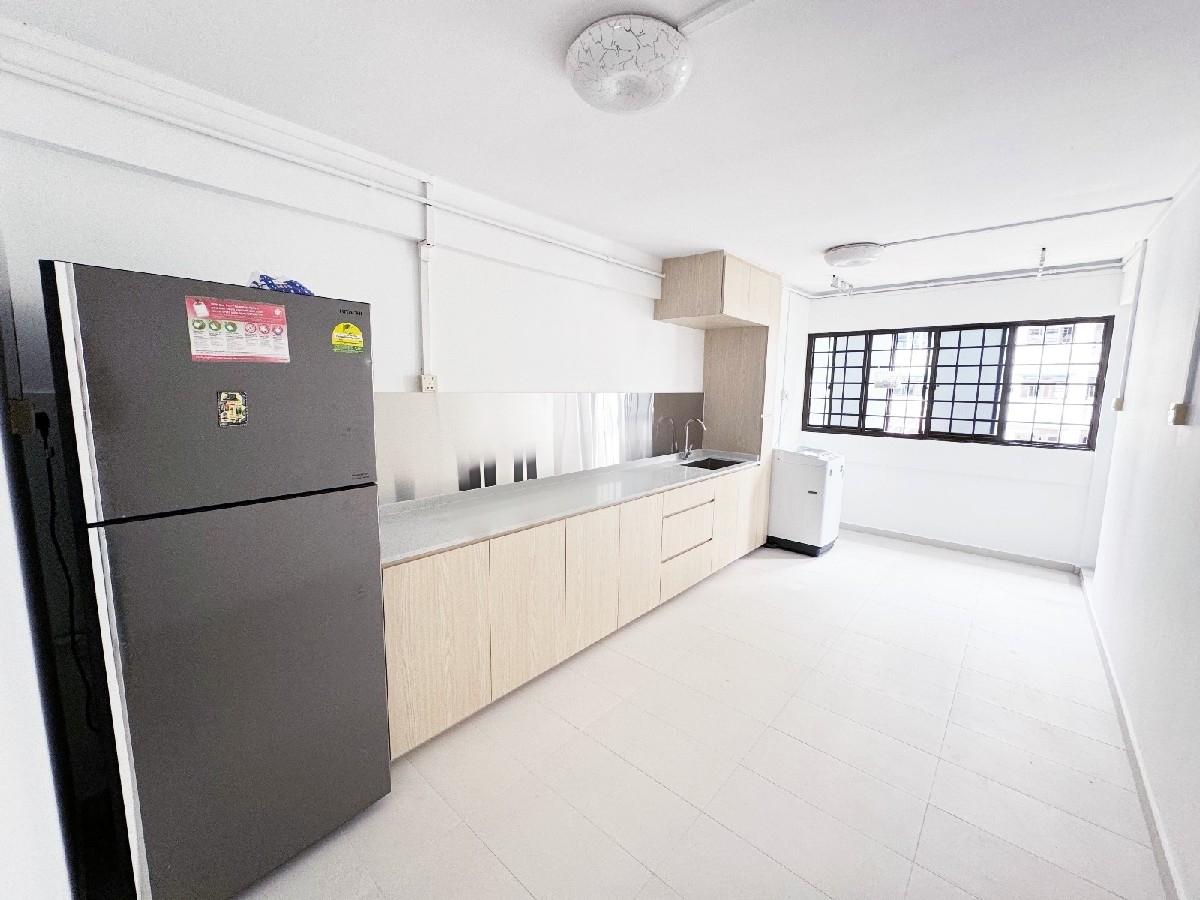 HDB Apartment for Rent, 3 Delta Avenue HDB Apartment For Rent, $3,900, 3 Bed 2 Bath 980 sqft $3.98 psf, SGD 3,900 | 99-year Leasehold